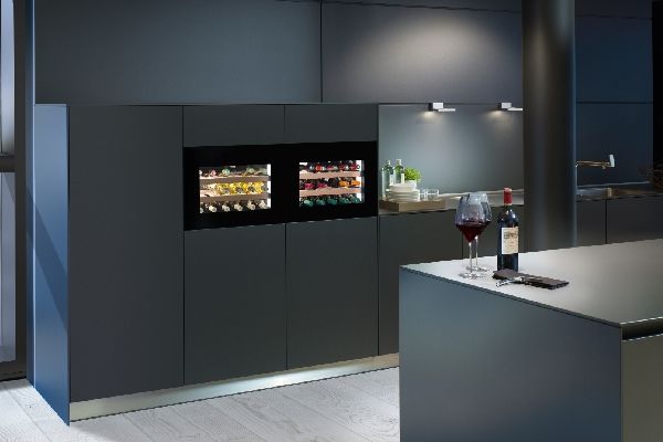 card-wein-einbau-weinlagerschrank